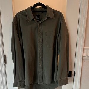 GAP Vintage Olive Green Button-Up Shirt